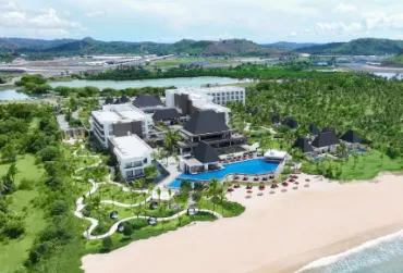 Proyek di Hotel Pullman Mandalika Beach Resort Lombok